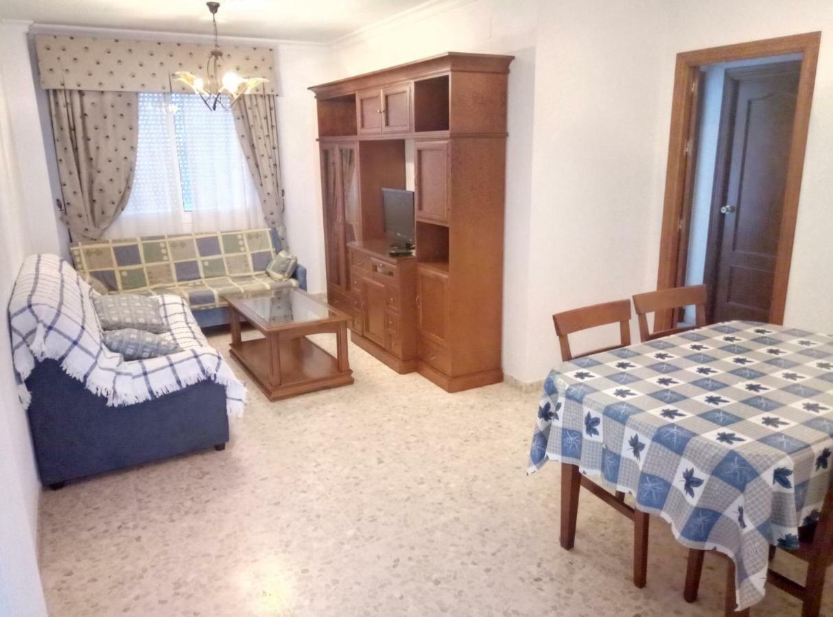 Apartamento Villamartin, Tranquilo Y Con Parking 콘일데라프론테라 외부 사진